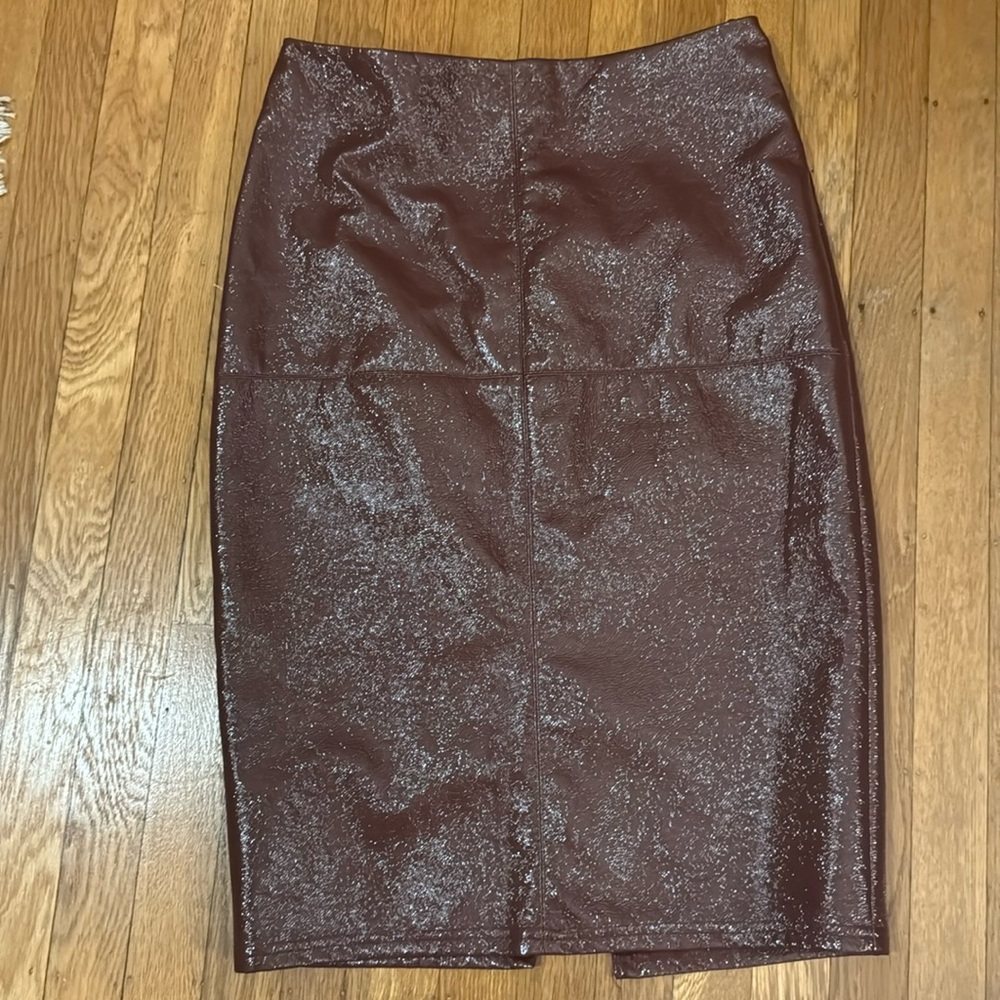 UK 12, US 8 faux leather maroon midi skirt.